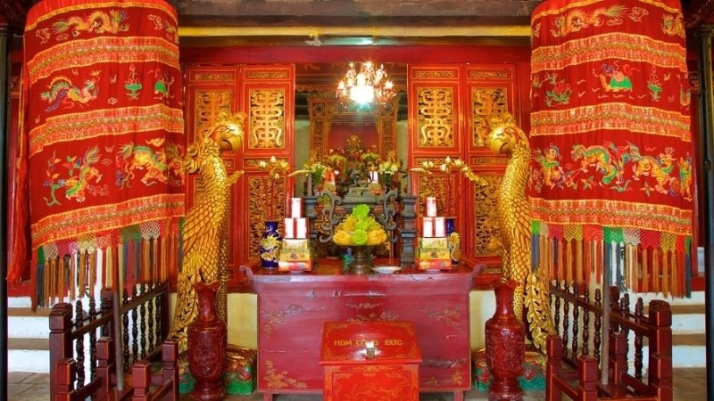 Hình ảnh đền Ngọc Sơn đẹp lung linh bên Tháp Rùa