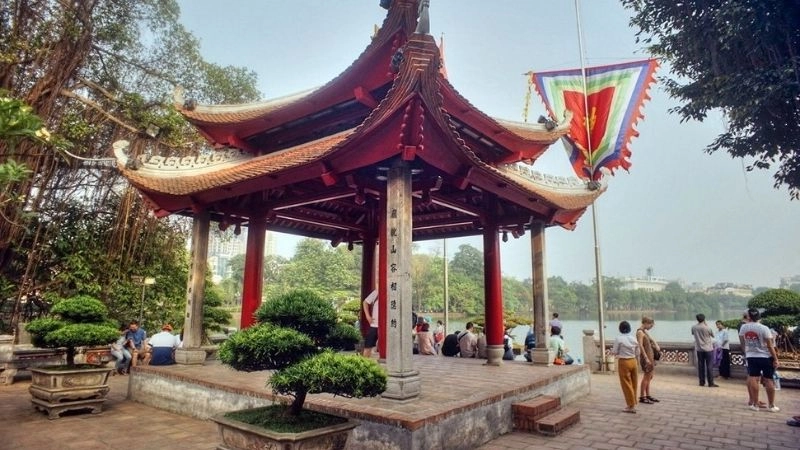 Trải nghiệm cá nhân khi thăm đền Ngọc Sơn 