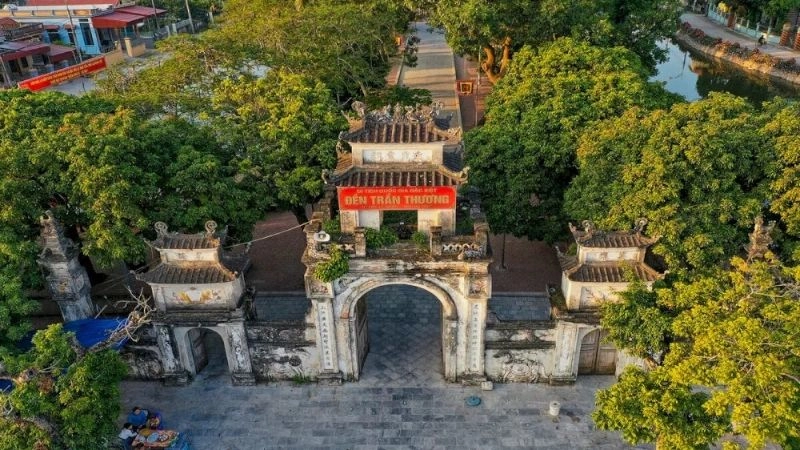 Đôi nét về đền Trần Thương 