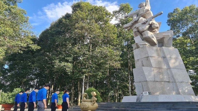 Địa điểm Bàu Bàng gắn liền trang sử oanh liệt miền Đông