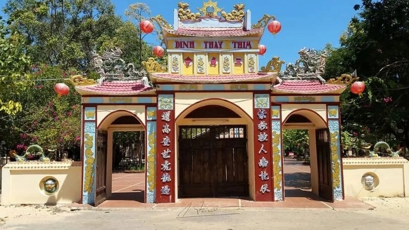 Đôi nét về di tích Dinh Thầy Thím 