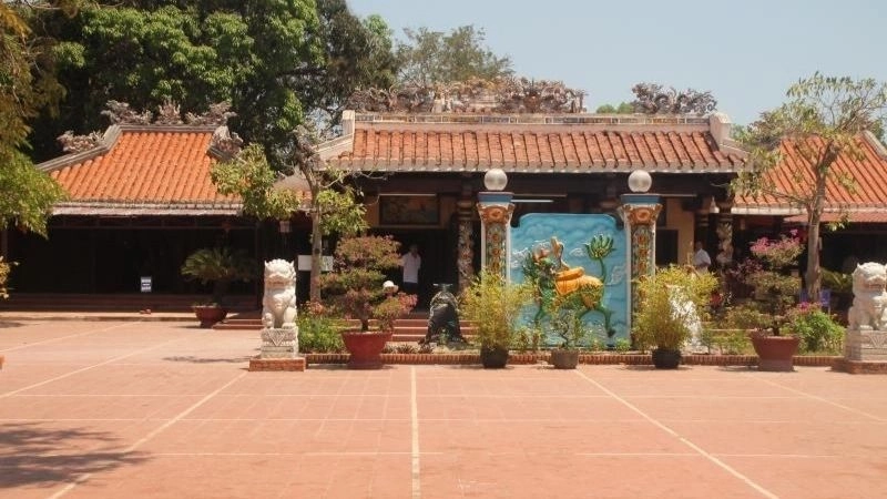 Trải nghiệm cá nhân khi thăm di tích Dinh Thầy Thím