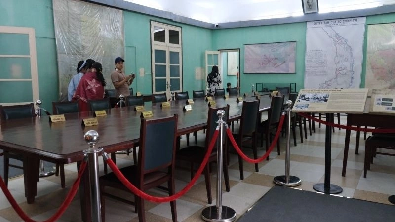 Đắm mình trong không gian di sản tại Hoàng thành Thăng Long