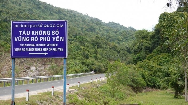 Hình ảnh di tích Tàu Không Số Vũng Rô sống động