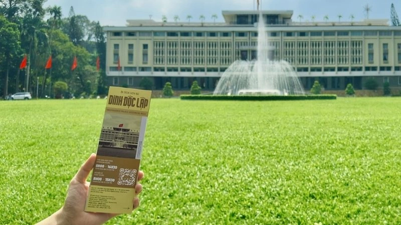 Giá vé Dinh Độc Lập hợp lý cho mọi du khách gần xa