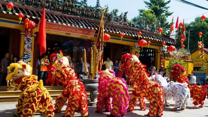 Trải nghiệm cá nhân khi thăm đình Tân Lân 