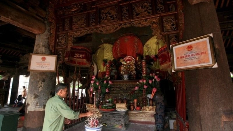 Chạm khắc Đình Tây Đằng tinh xảo mang giá trị nghệ thuật