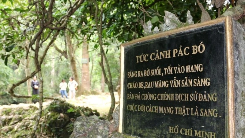 Đôi nét về hang Pắc Bó 