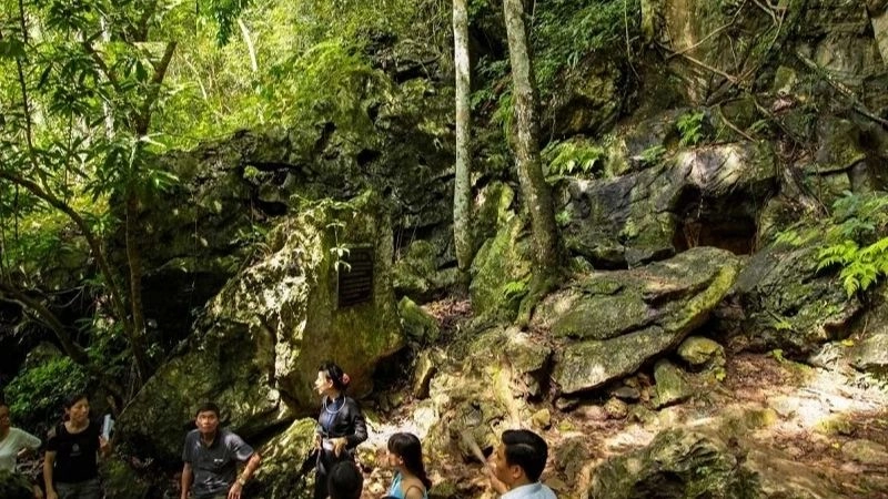 Hành trình về nguồn ý nghĩa tại Hang Pác Bó lịch sử