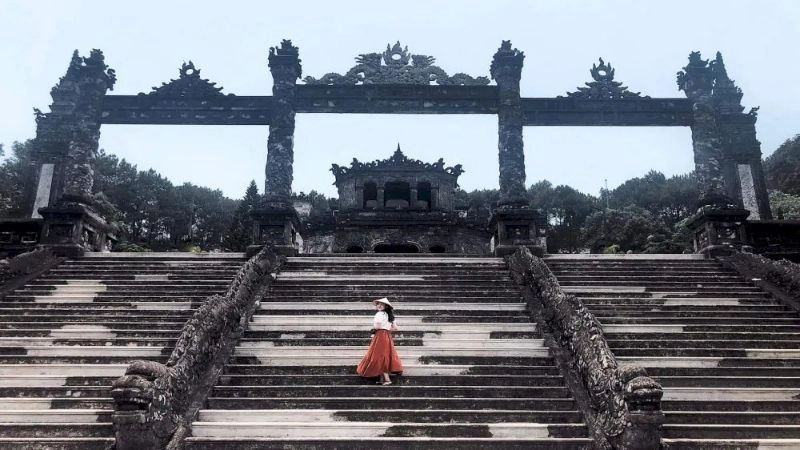 Kinh nghiệm cá nhân khám phá Lăng Khải Định