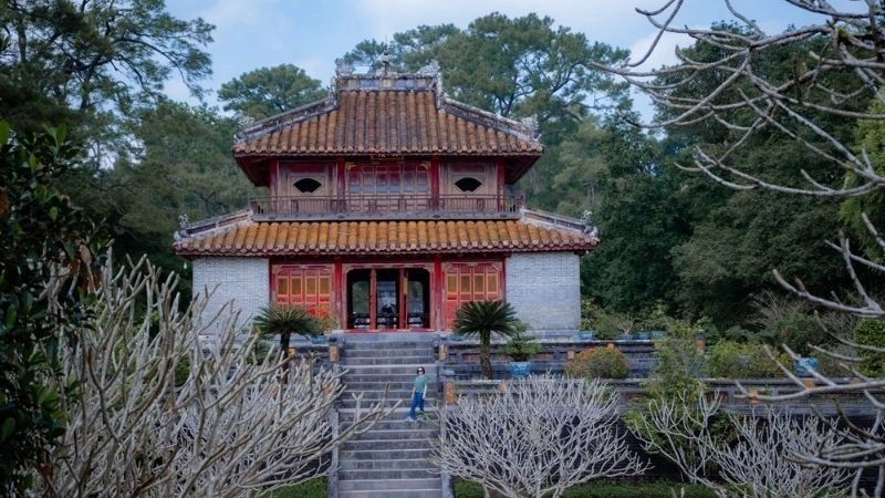 Chụp ảnh Huế đẹp tại khu lăng tẩm ấn tượng