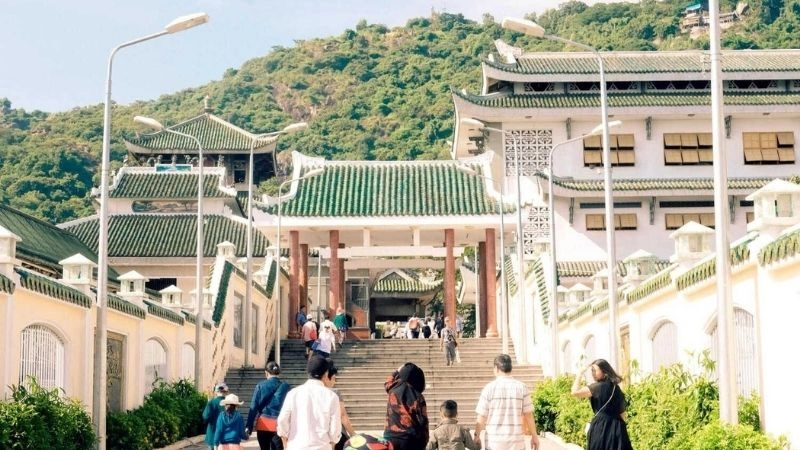 Cúng Bà Chúa Xứ cầu an lộc tài may mắn