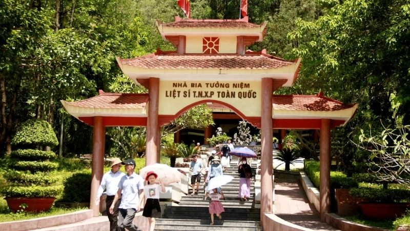 Ngã ba Đồng Lộc nghĩa trang ghi dấu bao anh hùng