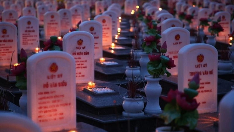 Nghĩa trang Trường Sơn hình ảnh gợi bao ký ức xưa