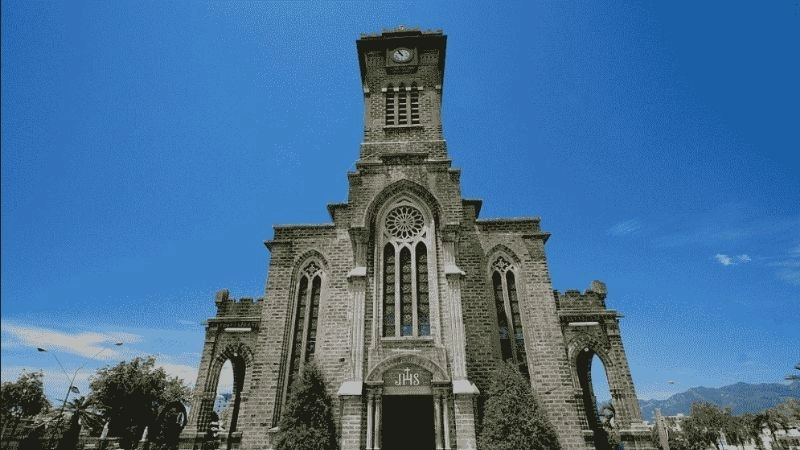 Hình ảnh Nhà thờ đá Nha Trang đẹp mê hồn