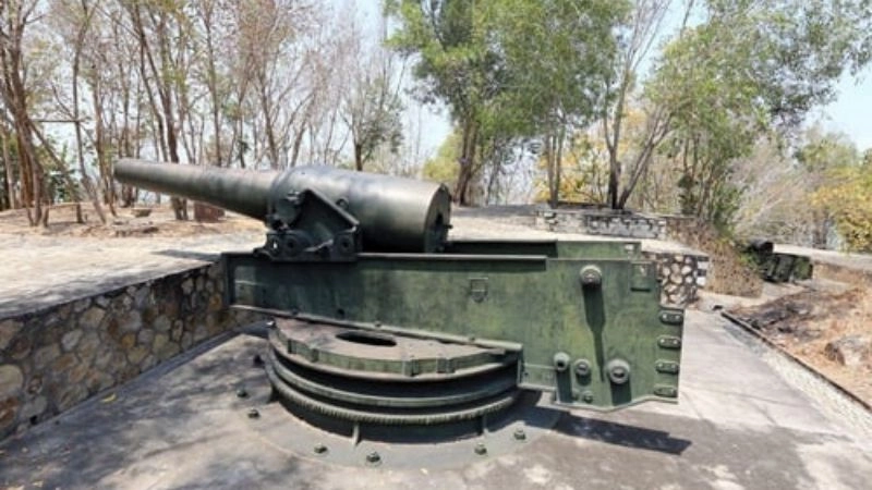 Hình ảnh pháo đài Đồng Hới đầy hào khí