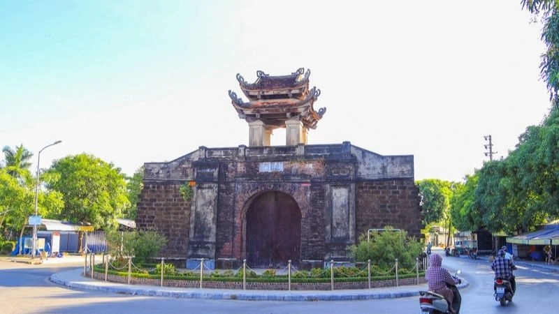 Giới thiệu về thành cổ Vinh với nét đẹp trầm mặc