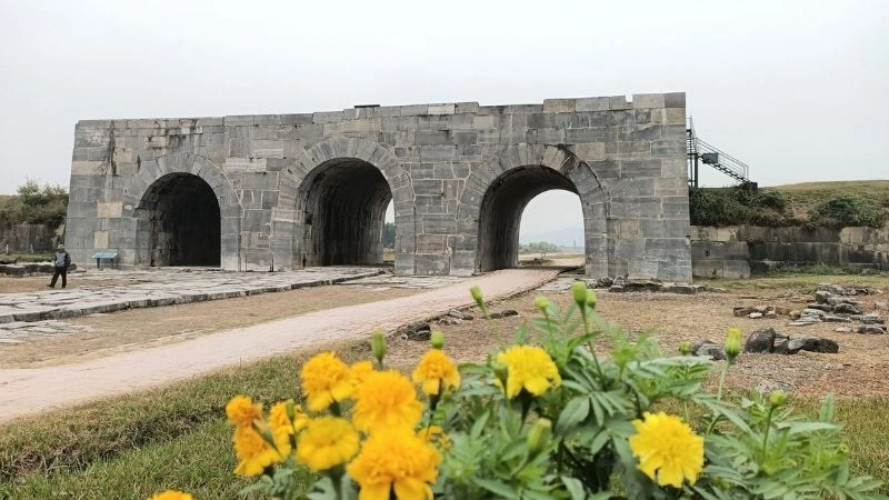 Tìm hiểu về công trình khai quật thành Nhà Hồ