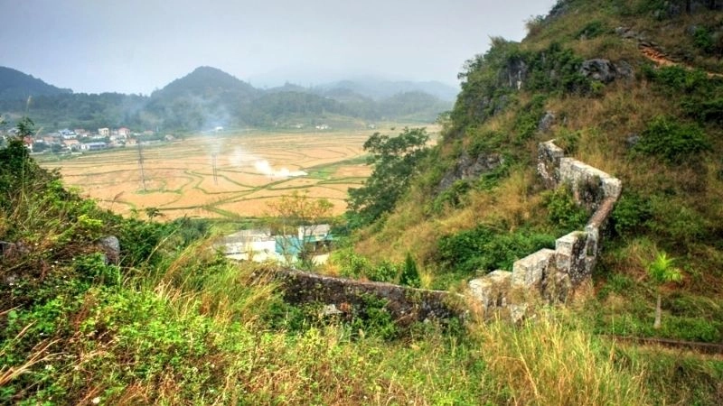 Ngược dòng thời gian với lịch sử thành Nhà Mạc