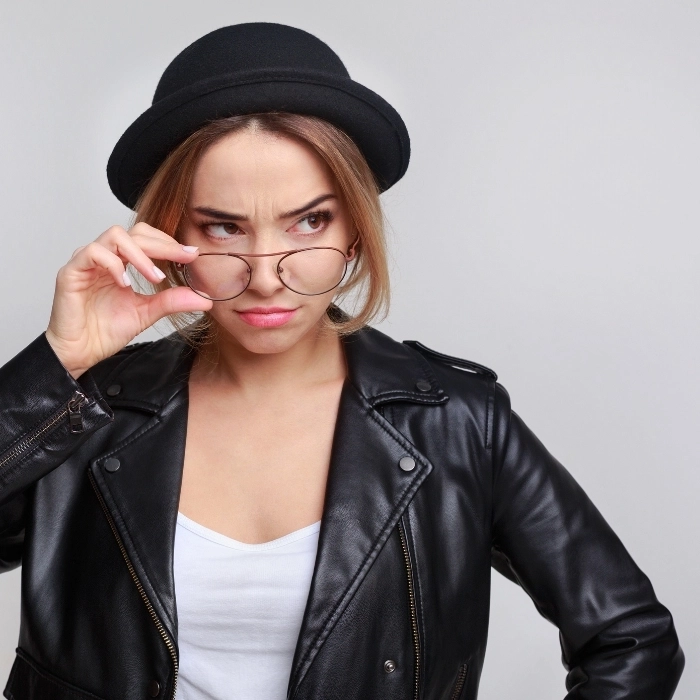 Meme nghi ngờ nhân sinh khiến người xem bật cười