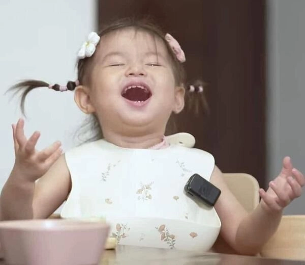 Ảnh meme Pam yêu ơi đáng yêu thu hút fan