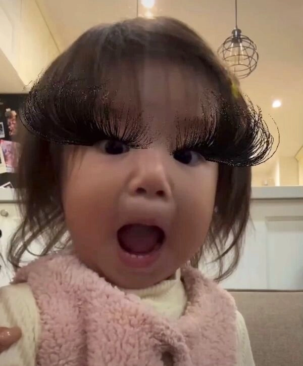 Ảnh Pam yêu ơi meme lan tỏa niềm vui khắp nơi