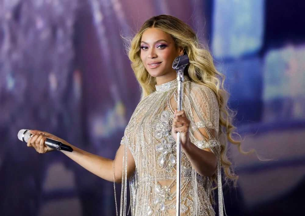 Irreplaceable Beyoncé bản hit khiến fan ngây ngất