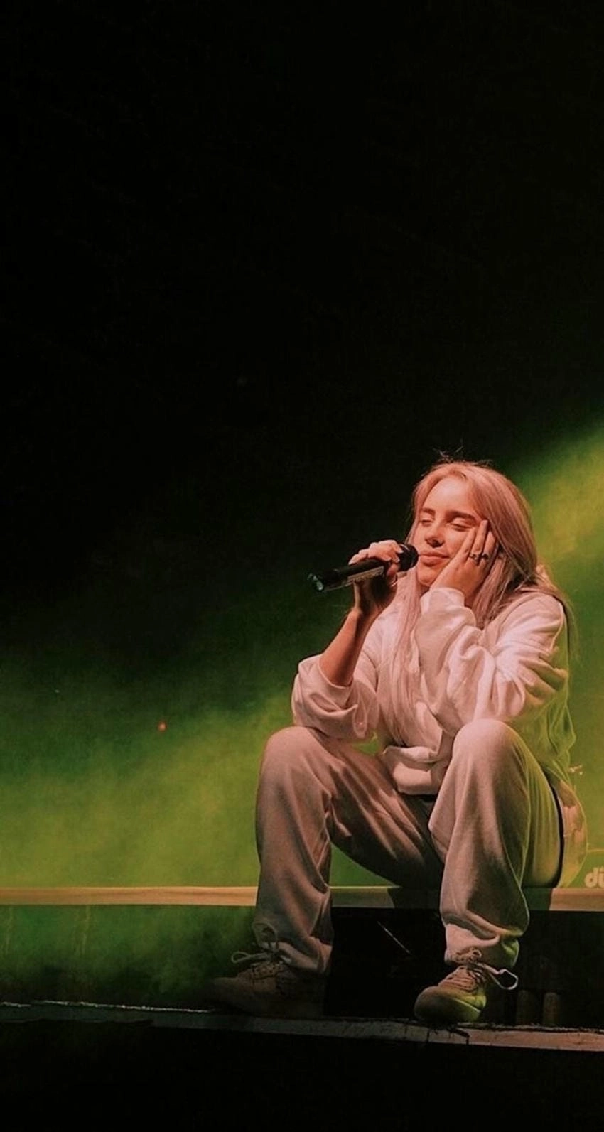 Birds Of A Feather Billie Eilish bản nhạc đầy cảm xúc