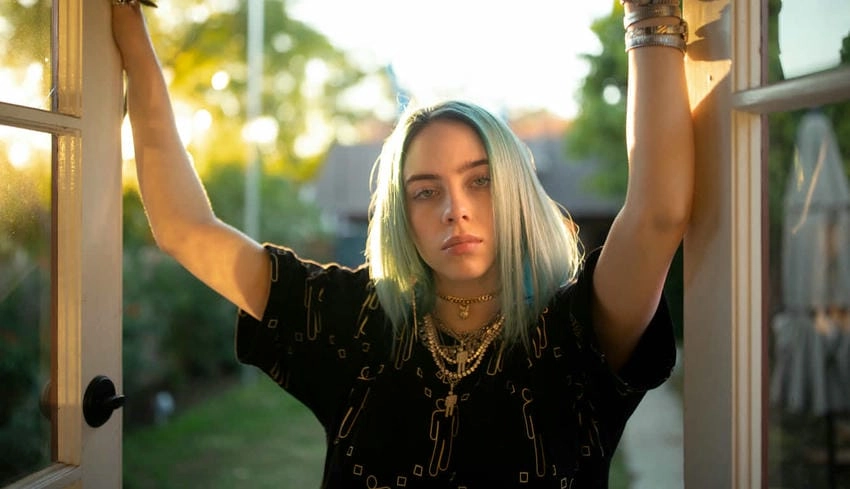 Blue Billie Eilish ca khúc đầy ma mị khiến fan ngẩn ngơ