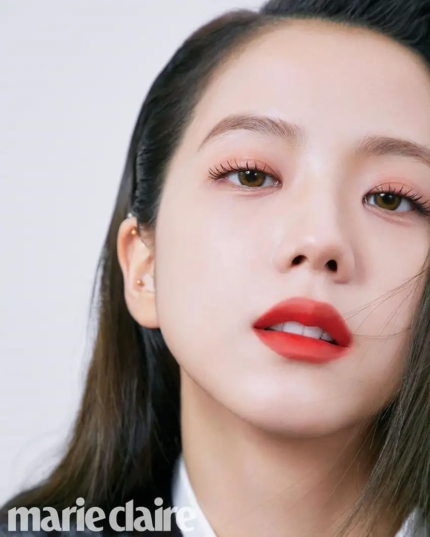 Jisoo nữ thần visual rạng ngời trong Blackpink