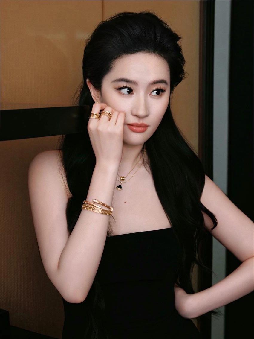 Tiểu Long Nữ Lưu Diệc Phi kinh điển một thời