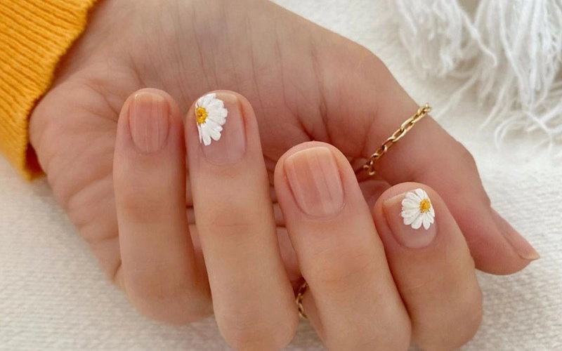 Mẫu nail hoa 3D tạo chiều sâu sang trọng cuốn hút