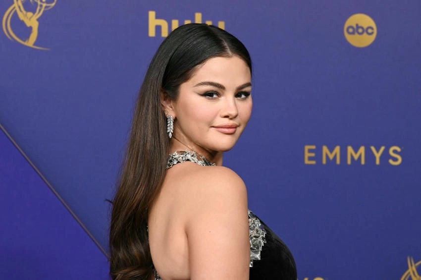 Selena Gomez Benny Blanco chuyện tình âm nhạc đầy ngọt ngào