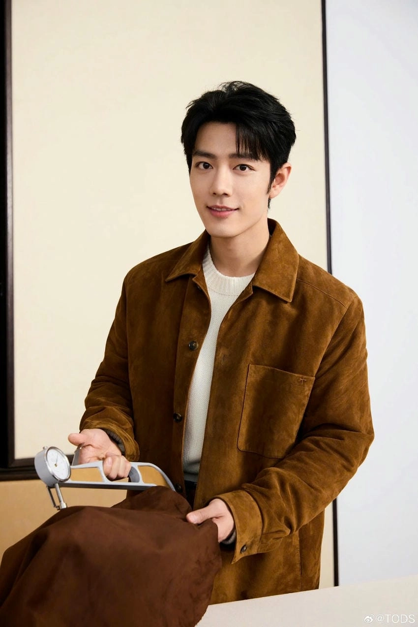 Anh Hùng Xạ Điêu Tiêu Chiến gây sốt với vai diễn độc đáo