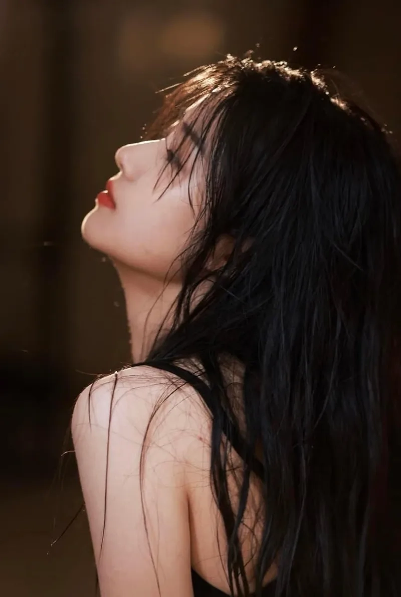 Khám phá nét u sầu của ảnh gái buồn