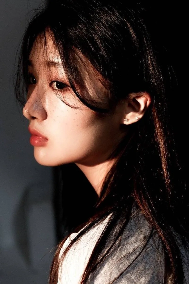 Tạo không gian tâm trạng với ảnh tâm trạng buồn con gái