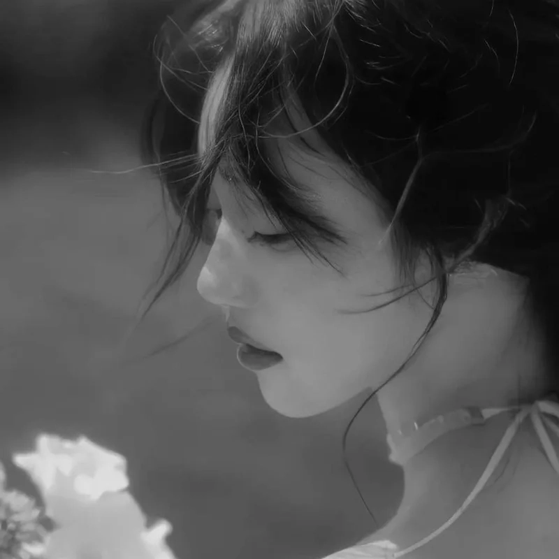 Trải nghiệm cảm xúc con gái con gái hình ảnh buồn đẹp