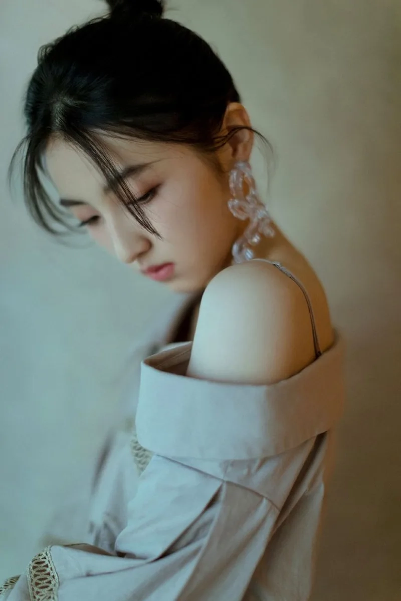 Ngắm ngay avatar hình ảnh cô gái buồn chất lượng cao