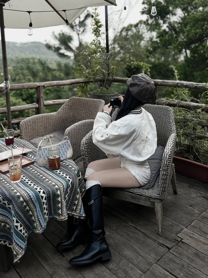 Tạo ấn tượng mạng xã hội với ảnh mạng con gái cute