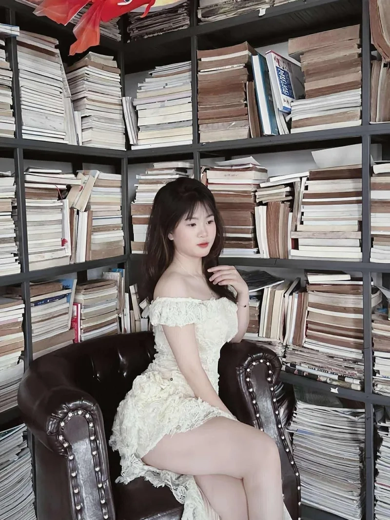 Tôn vinh nét đẹp tuổi teen qua ảnh con gái 15 tuổi