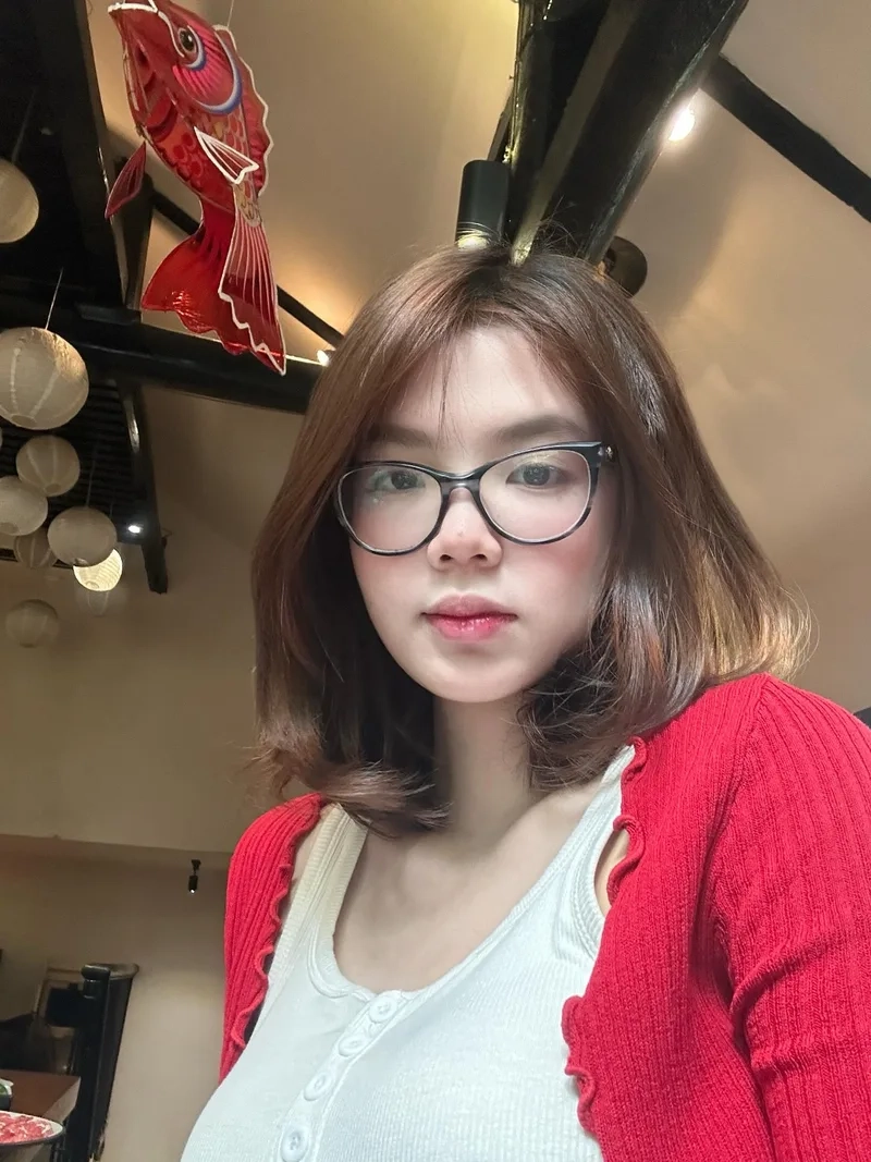 Tạo dấu ấn riêng cùng ảnh con gái k12