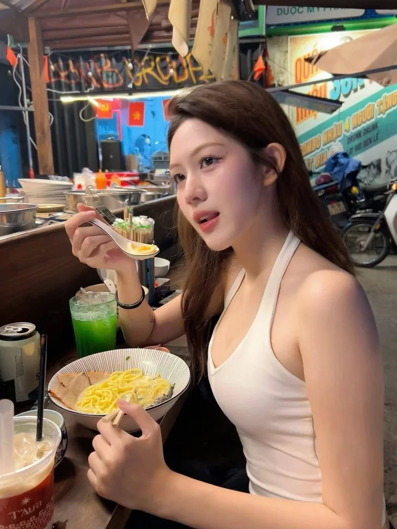 Thả dáng đáng yêu với con gái cute con gái ảnh avatar cute