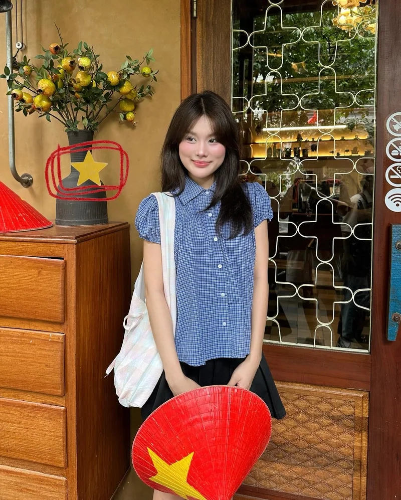 Ngắm sắc nét Hình nền phô mai que con gái HD cực chất cho màn hình