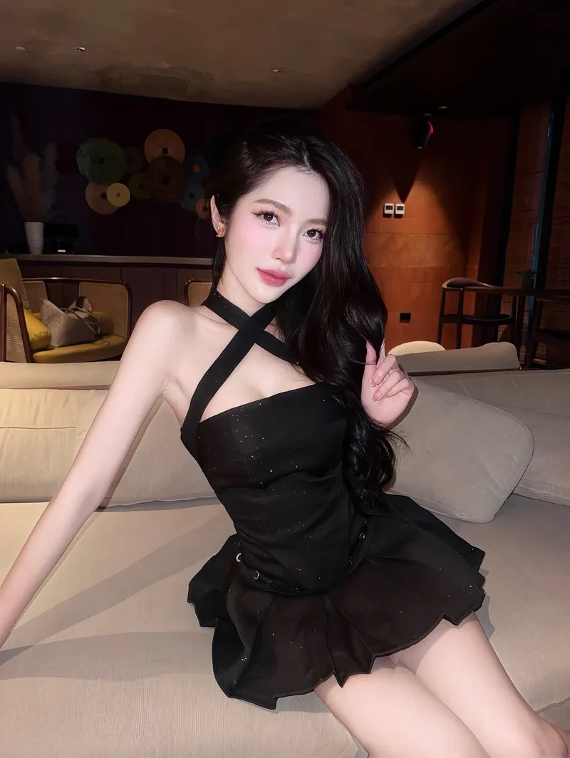 Trang trí màn hình với Hình nền gái xinh 4k dễ thương