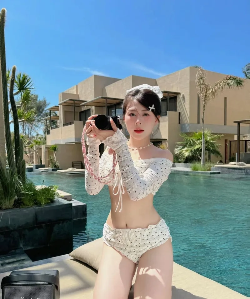 Bikini gợi cảm chuẩn nét với hình ảnh gái đẹp bikini