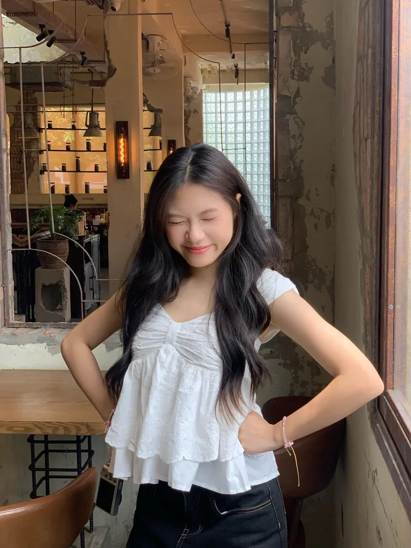 Ngắm ngay ảnh gái xinh lớp 3 tinh nghịch và dễ thương