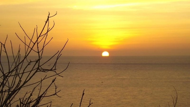 Thời gian nắng càng dài thì ánh sáng mặt trời càng mạnh