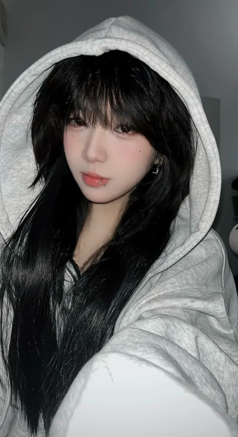 Ngắm ngay Avatar gái xinh ngầu Instagram cá tính