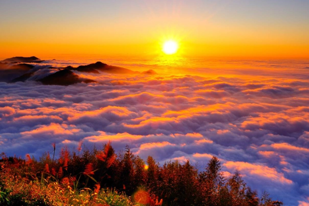 Khi bầu trời chuyển màu rực rỡ là dấu hiệu tuyệt đẹp của bình minh