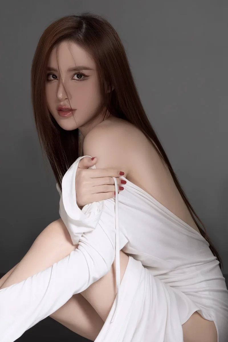 Instagram nổi bật nhờ hình ảnh các cô gái xinh đẹp